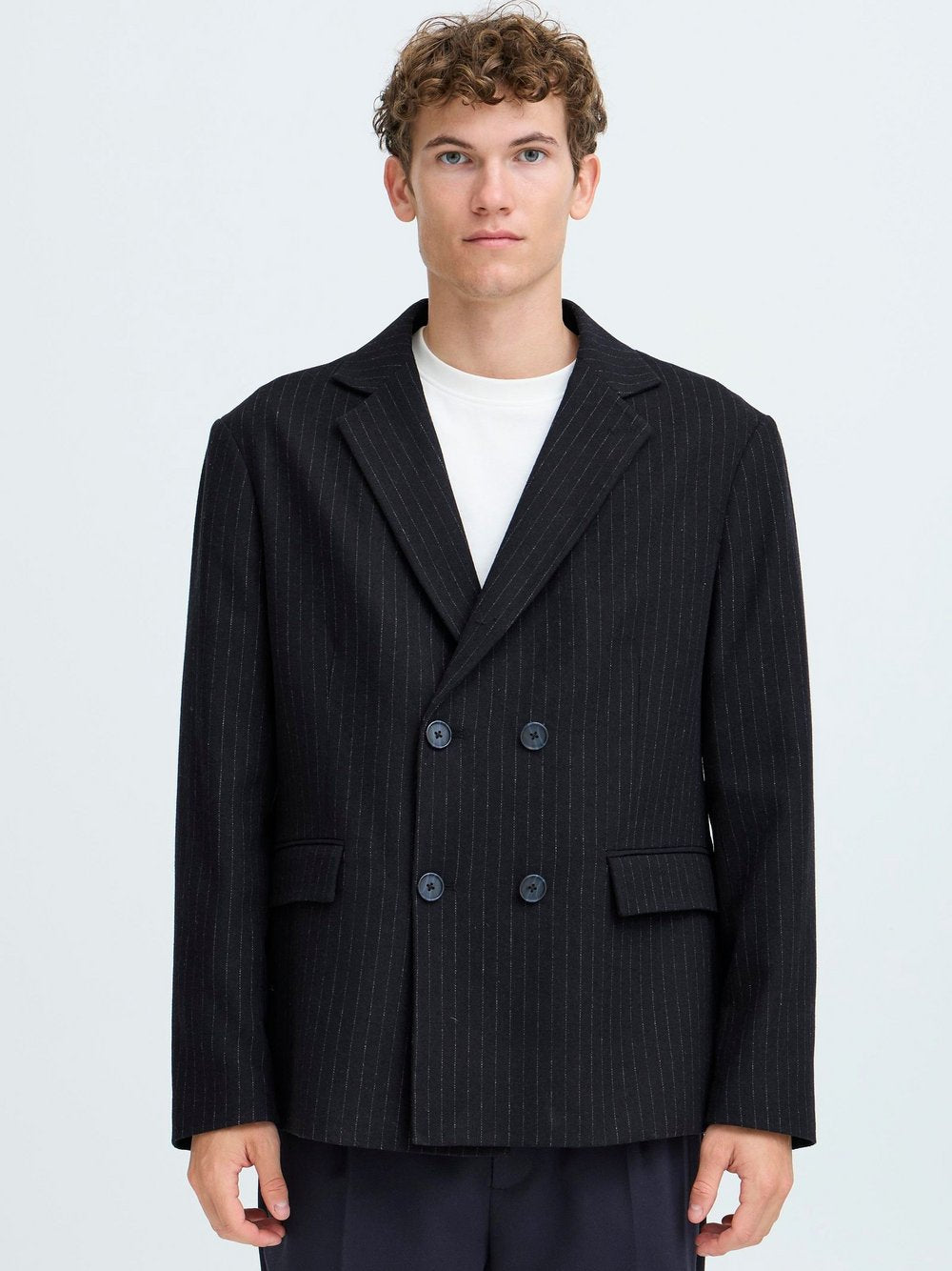 CASUAL FRIDAY Sakko Herren Comfort Fit gestreift