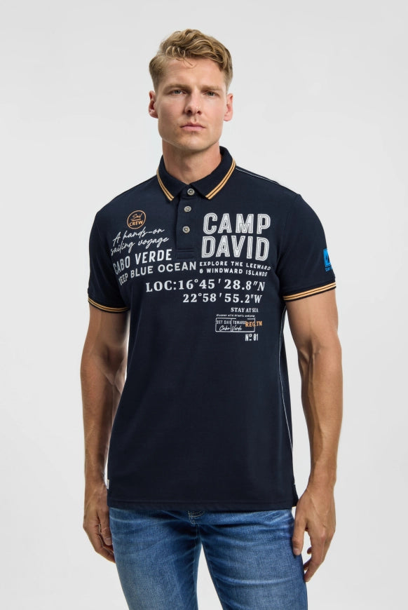 CAMP DAVID Pikee-Polo mit Label-Applikationen
