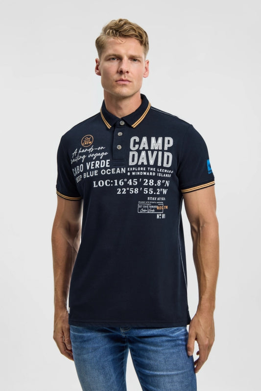 CAMP DAVID Pikee-Polo mit Label-Applikationen