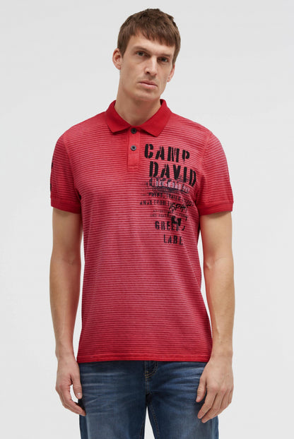 CAMP DAVID Polo mit Streifenstruktur und Label Prints - red orange