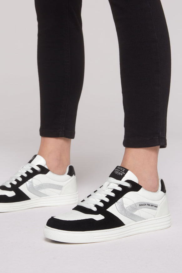 SOCCX Retro Sneaker mit Artwork an der Seite