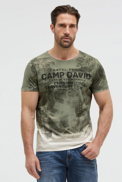 CAMP DAVID T-Shirt mit All Over Print und Spray -Wash -Effekt - green olive