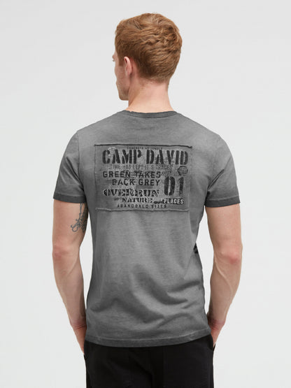 CAMP DAVID T-Shirt V-Neck Oil Dyed mit Rückenpatch - black rock