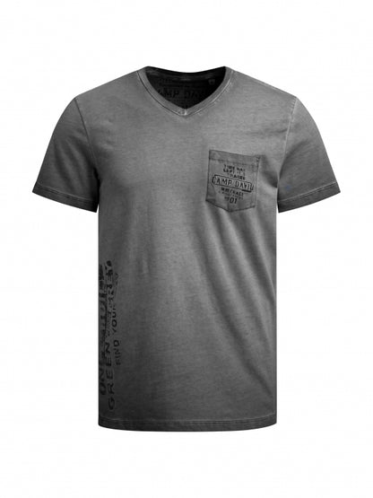 CAMP DAVID T-Shirt V-Neck Oil Dyed mit Rückenpatch - black rock
