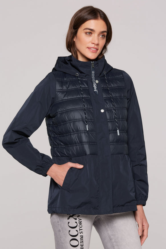 SOCCX Windjacke mit Kapuze im Materialmix